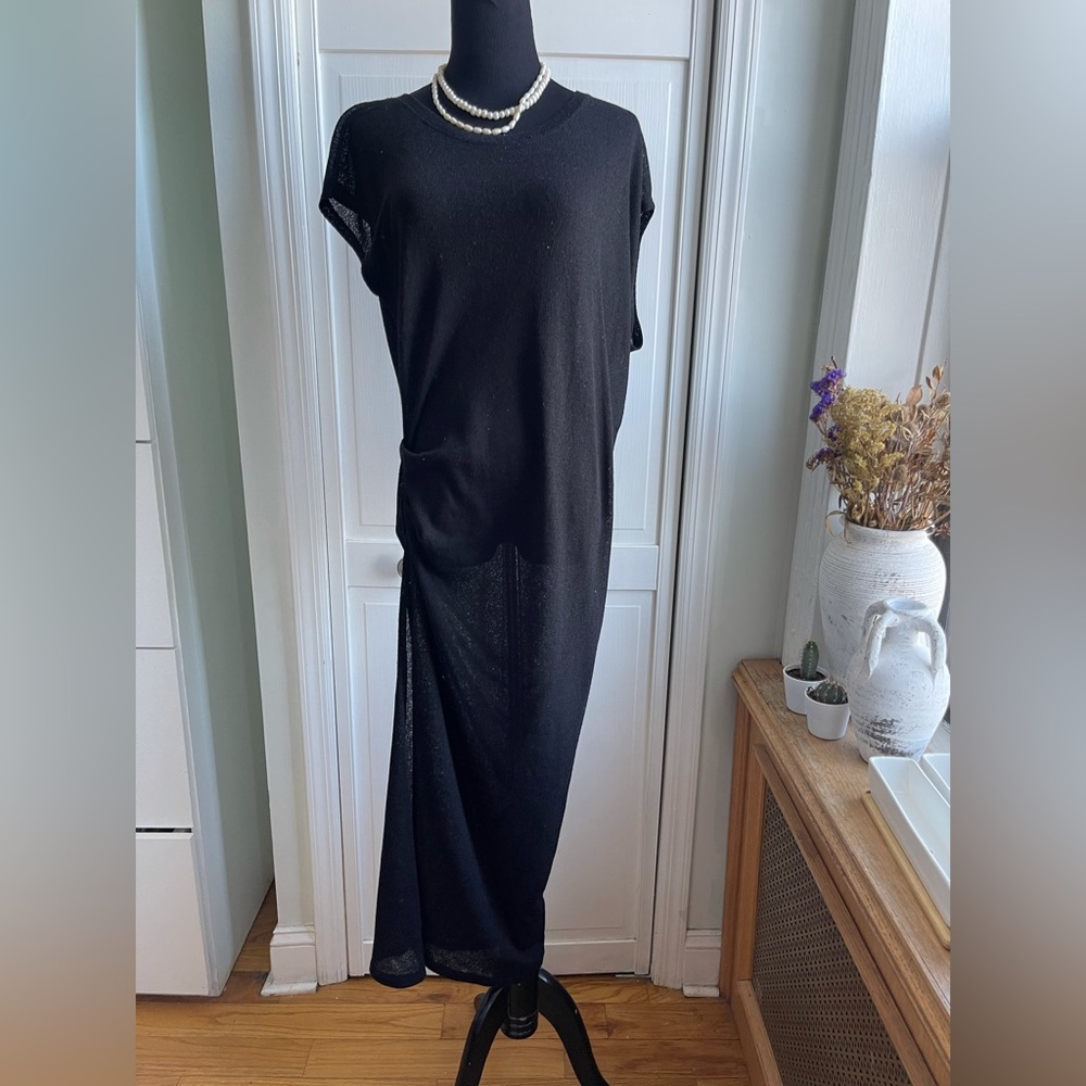 Pinyotto Black crew neck long dress